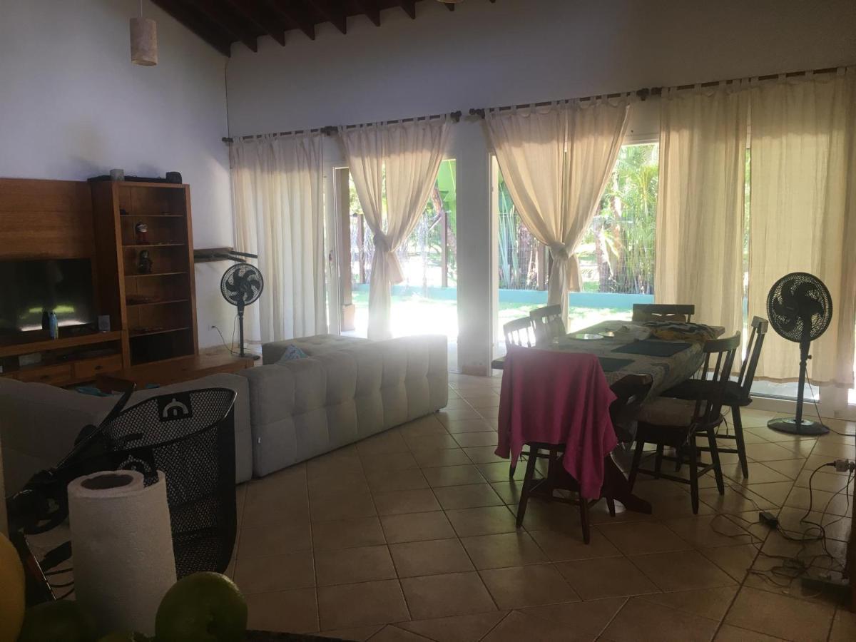 Praia De Itamambuca- Casa Charmosa E Iluminada Ubatuba Kültér fotó